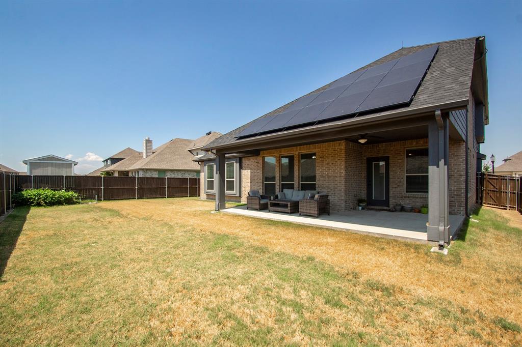 1420 Stoneleigh Place
