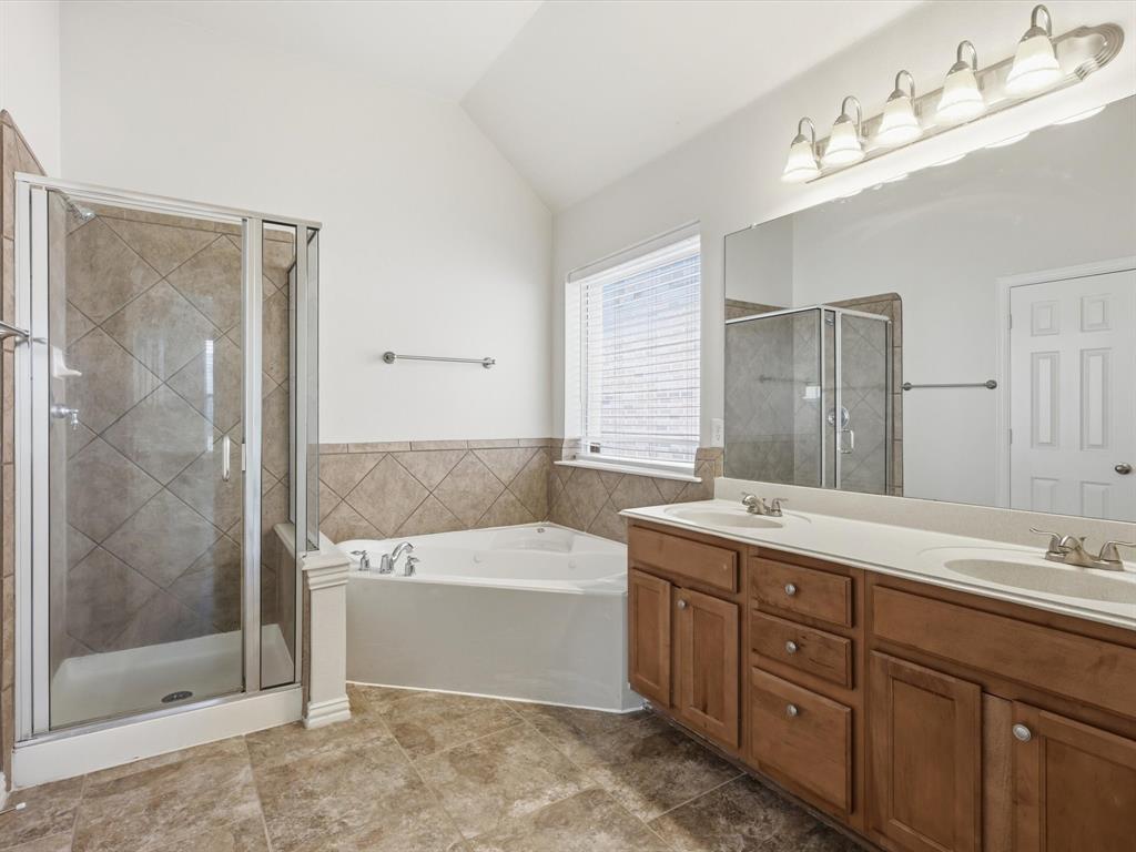 Oak Meadows Arlington - Residential