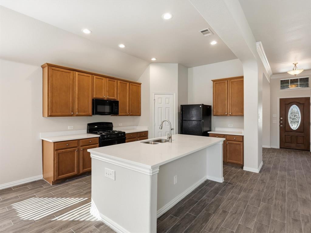 Oak Meadows Arlington - Residential