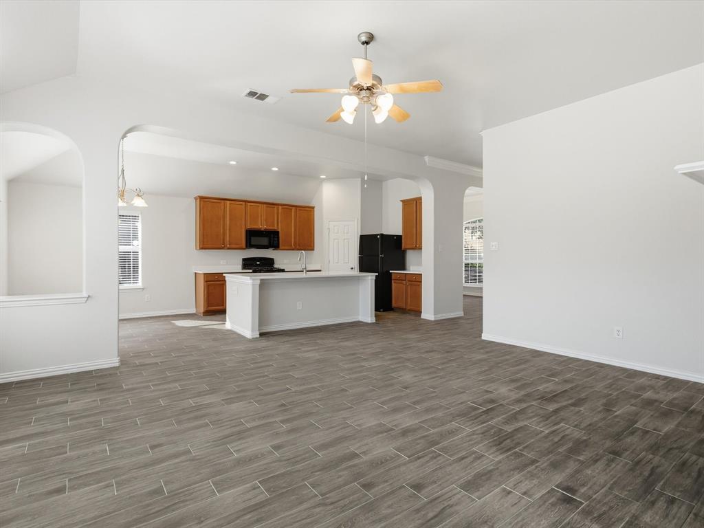 Oak Meadows Arlington - Residential