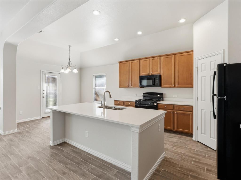 Oak Meadows Arlington - Residential