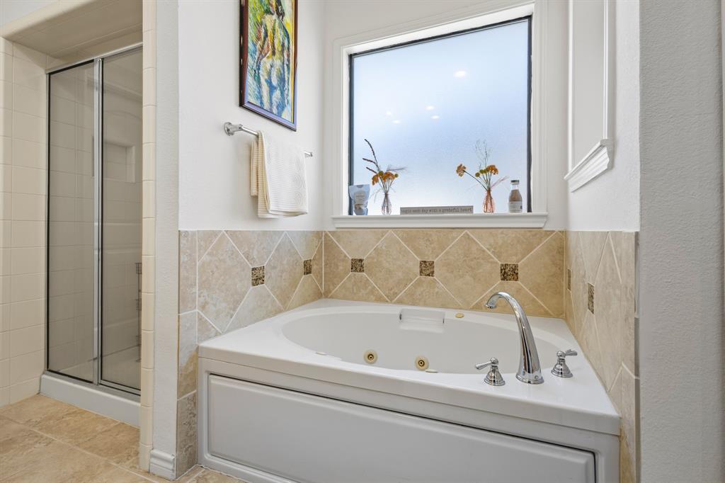 Citta Twnhms Condos - Residential