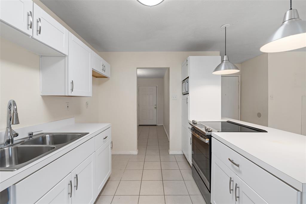 1702 Santa Fe Trail