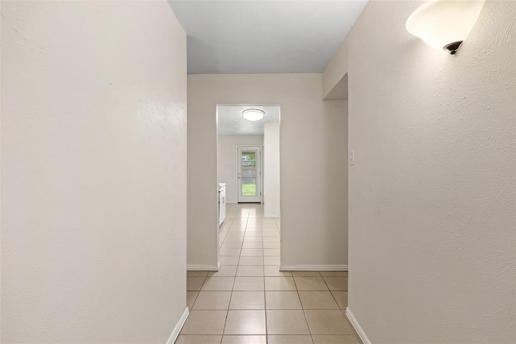 1702 Santa Fe Trail