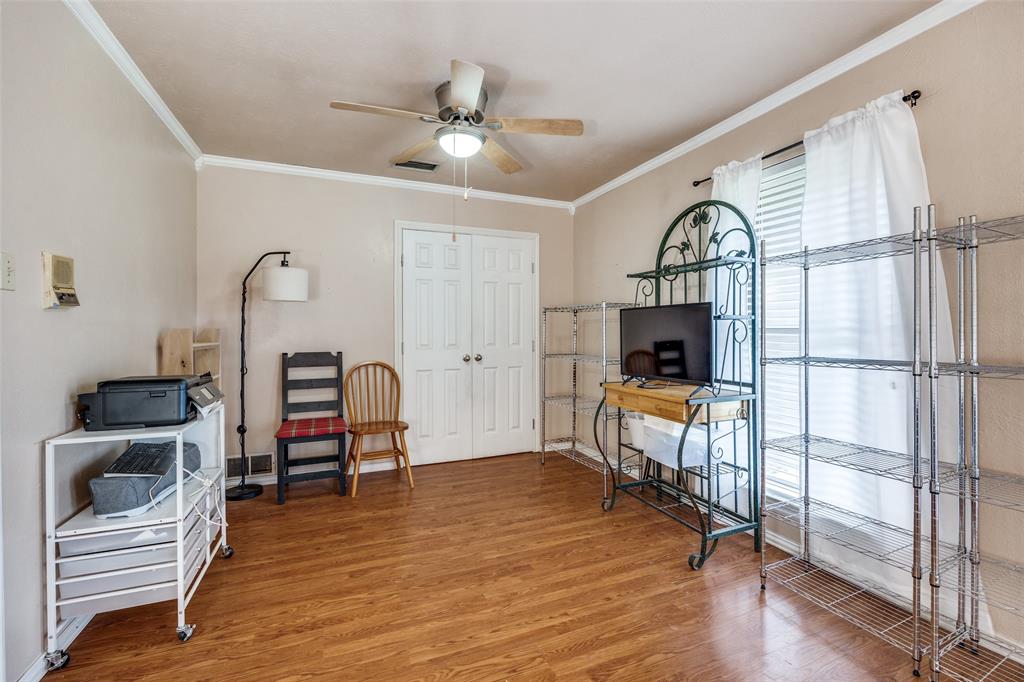 La Prada 01 - Residential