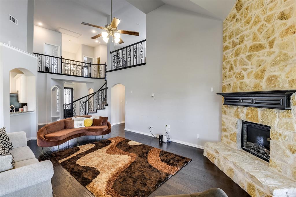 Cole Manor - Residential