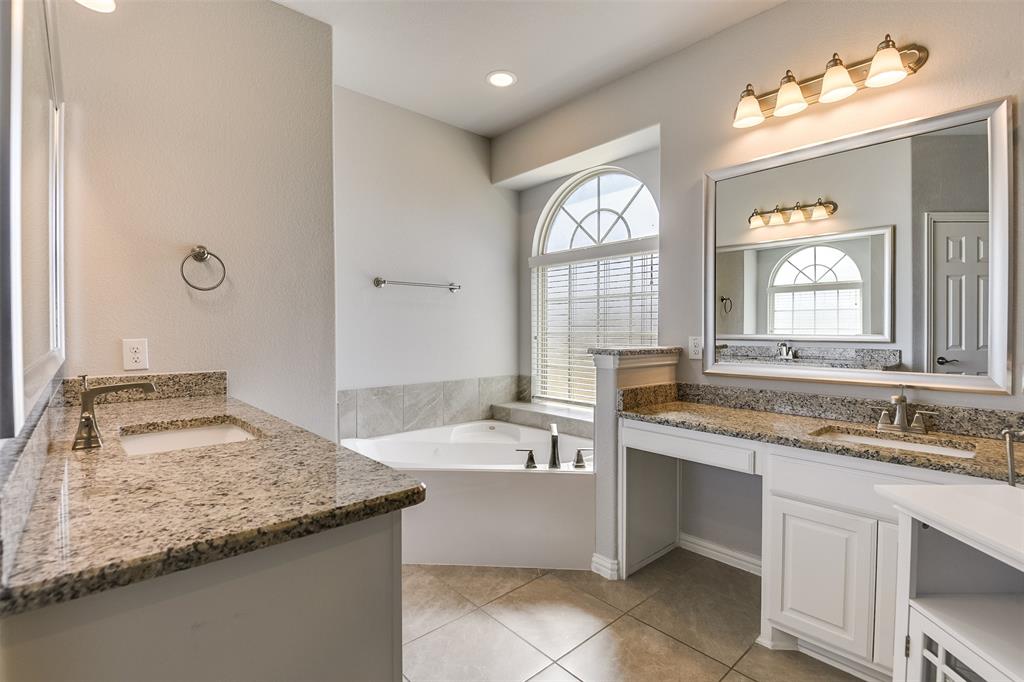 Cole Manor - Residential