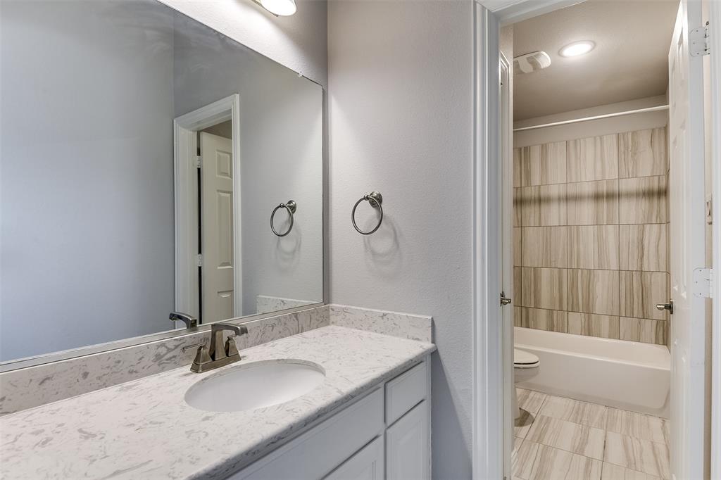 Cole Manor - Residential