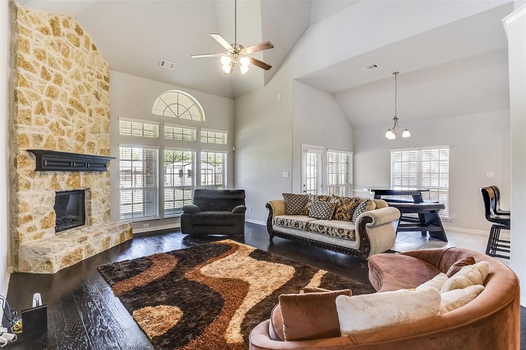 Cole Manor - Residential