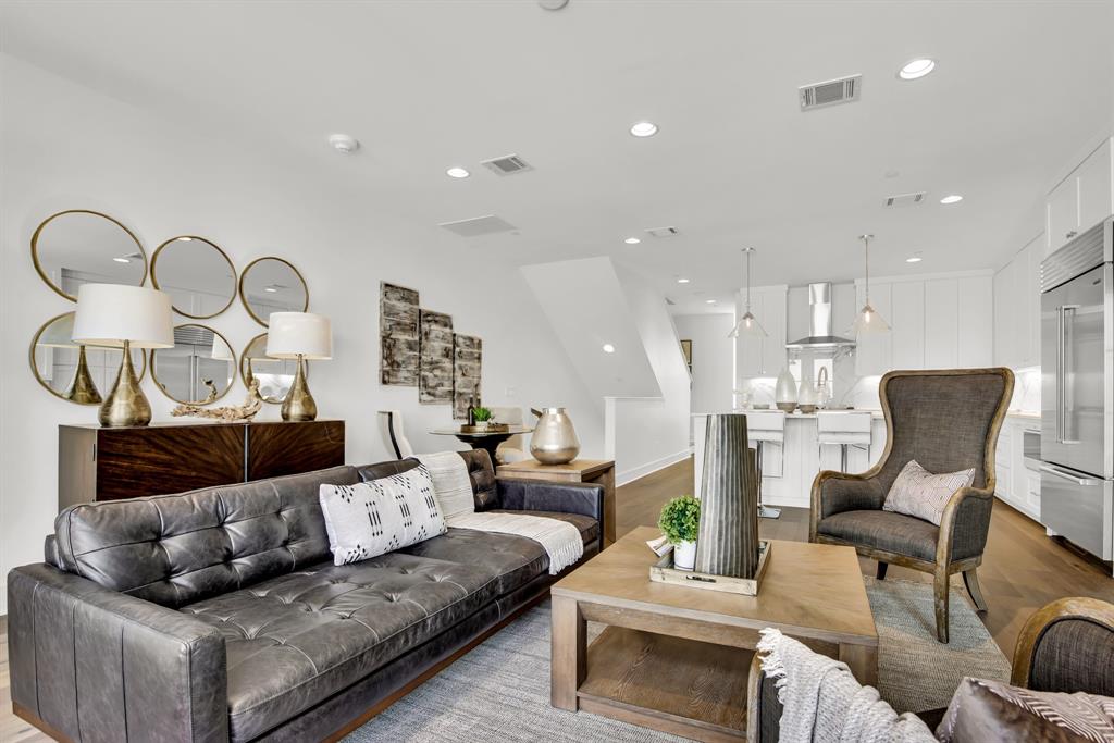 Methodist University Anx Add - Residential Lease