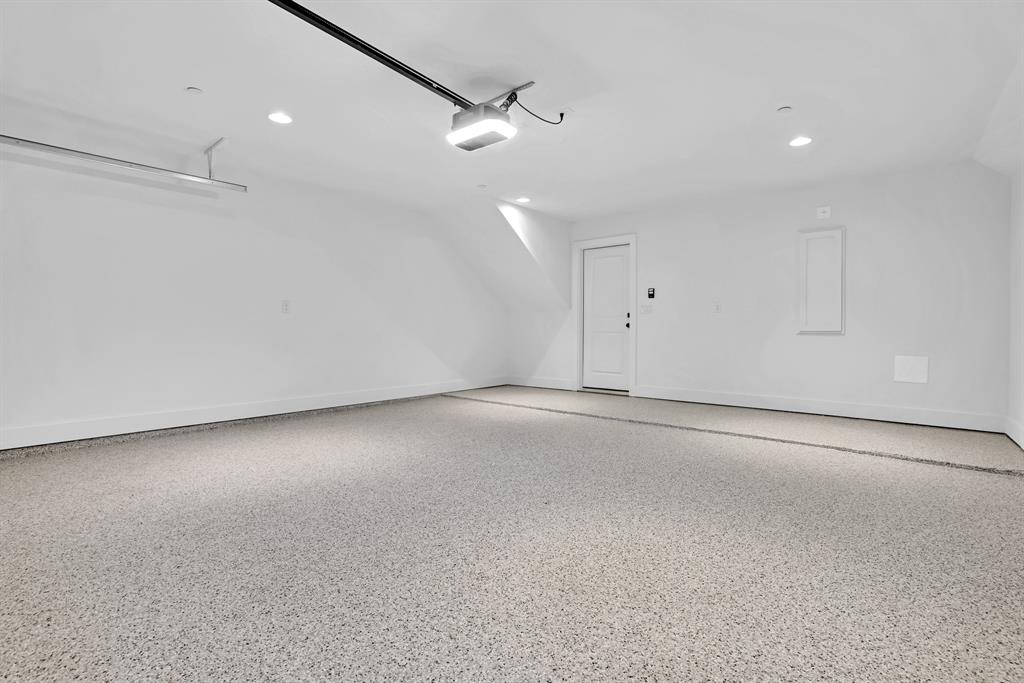 Methodist University Anx Add - Residential Lease