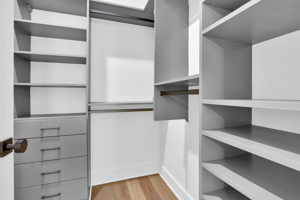 Methodist University Anx Add - Residential Lease