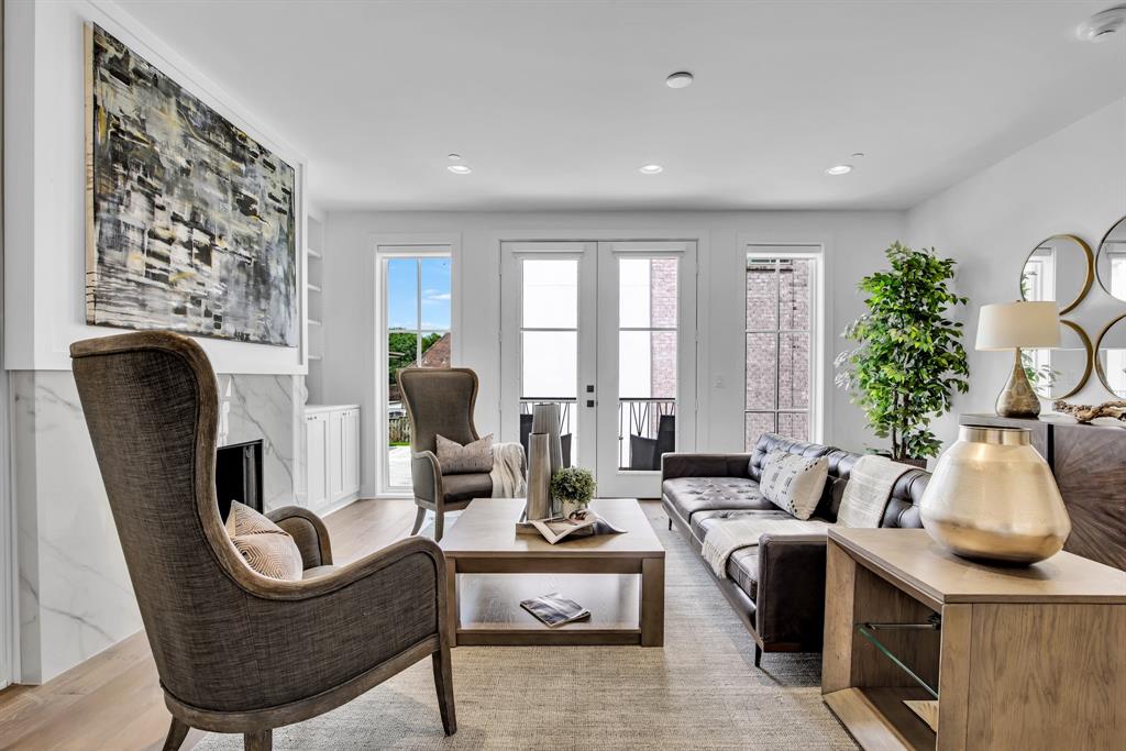 Methodist University Anx Add - Residential Lease