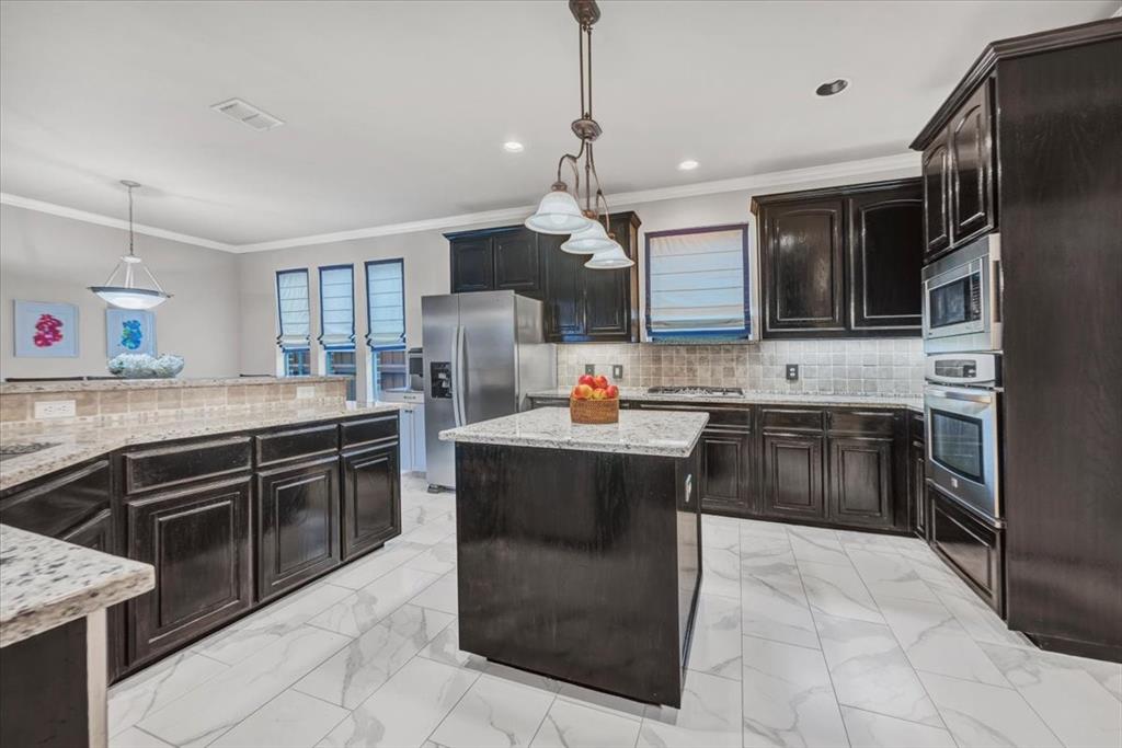 2015 Midhurst Drive