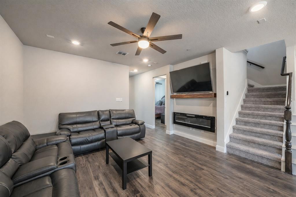 Thomas Place - Residential