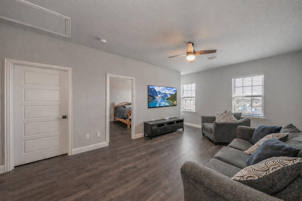 Thomas Place - Residential