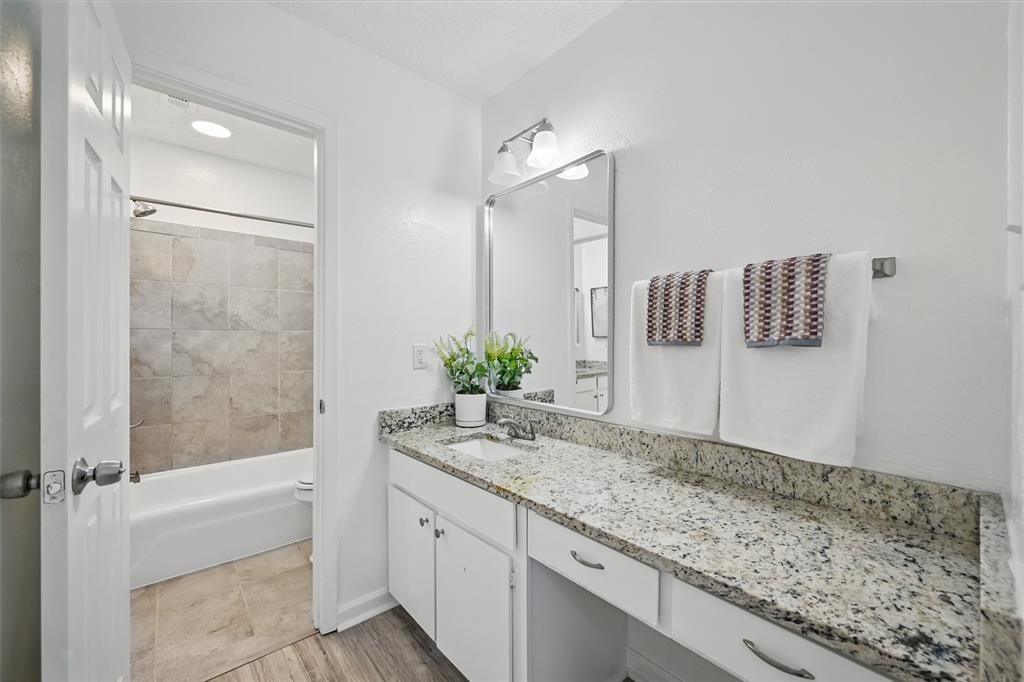 Denton, Texas 76205, United States, 3 Bedrooms Bedrooms, ,1 BathroomBathrooms,Residential,Active,140061