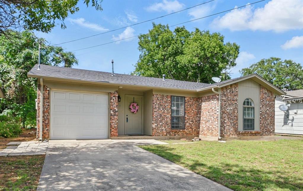 Denton, Texas 76205, United States, 3 Bedrooms Bedrooms, ,1 BathroomBathrooms,Residential,Active,140061