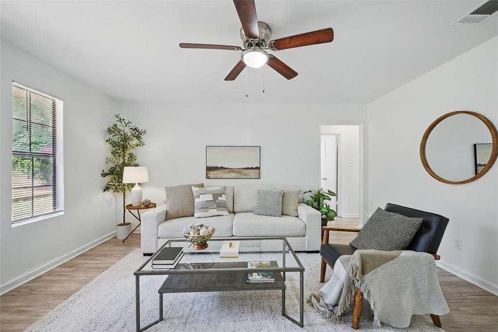 Denton, Texas 76205, United States, 3 Bedrooms Bedrooms, ,1 BathroomBathrooms,Residential,Active,140061