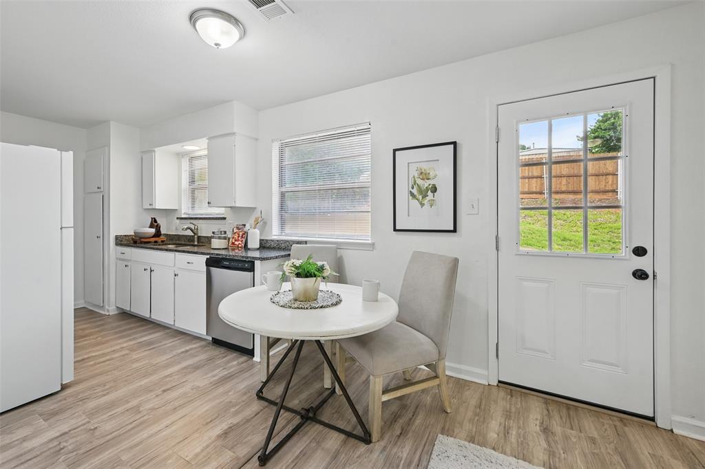 Denton, Texas 76205, United States, 3 Bedrooms Bedrooms, ,1 BathroomBathrooms,Residential,Active,140061