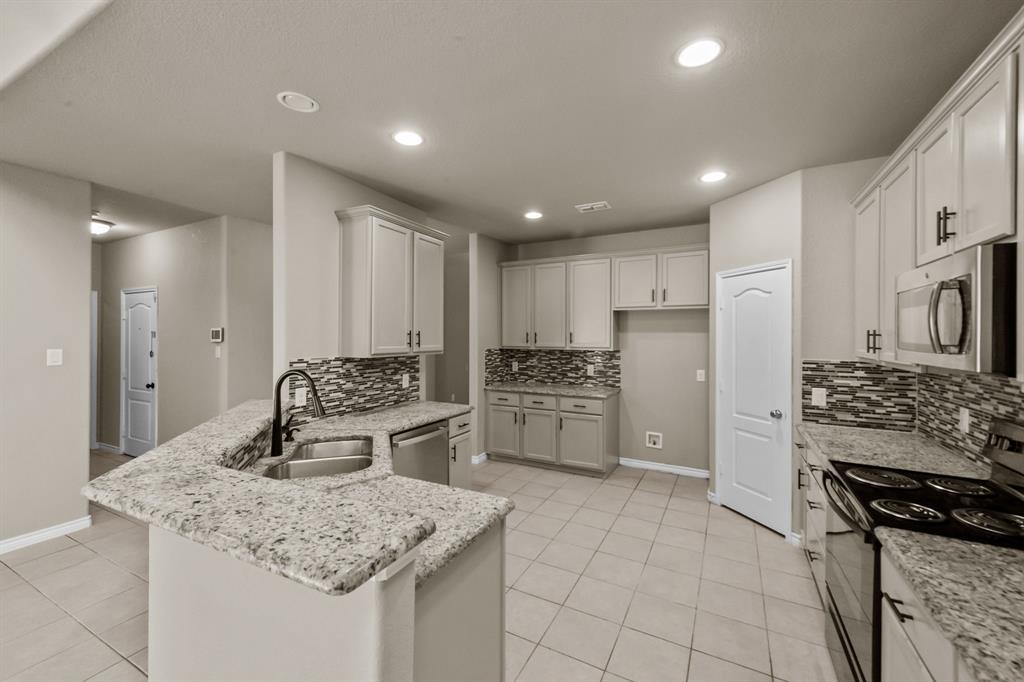 1920 Abby Creek Drive