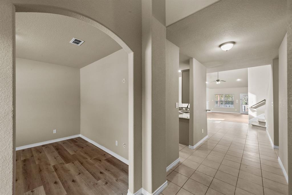 1920 Abby Creek Drive