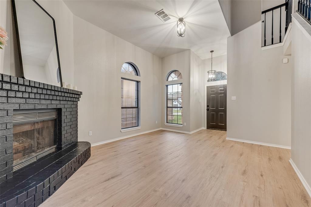 Huntington Village Add - Residential