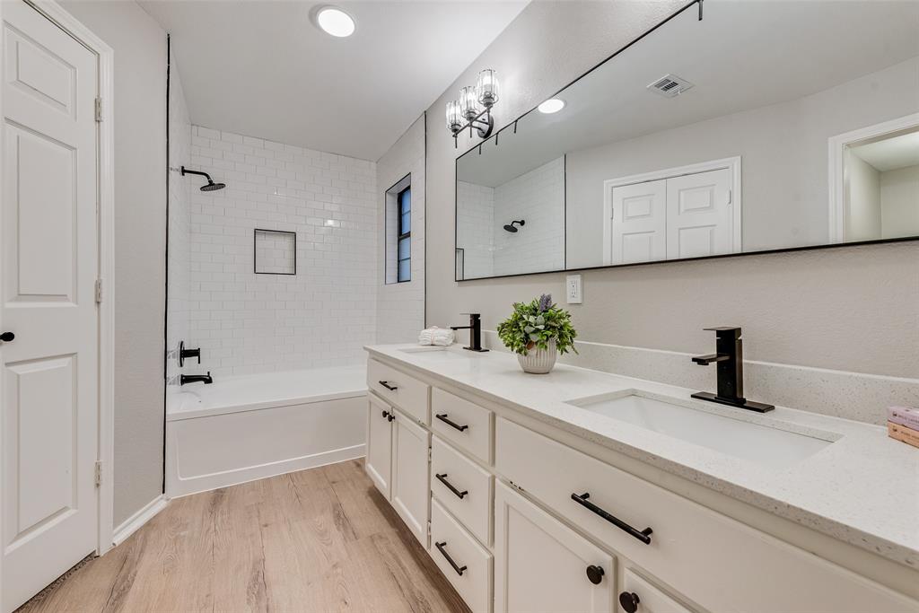Huntington Village Add - Residential