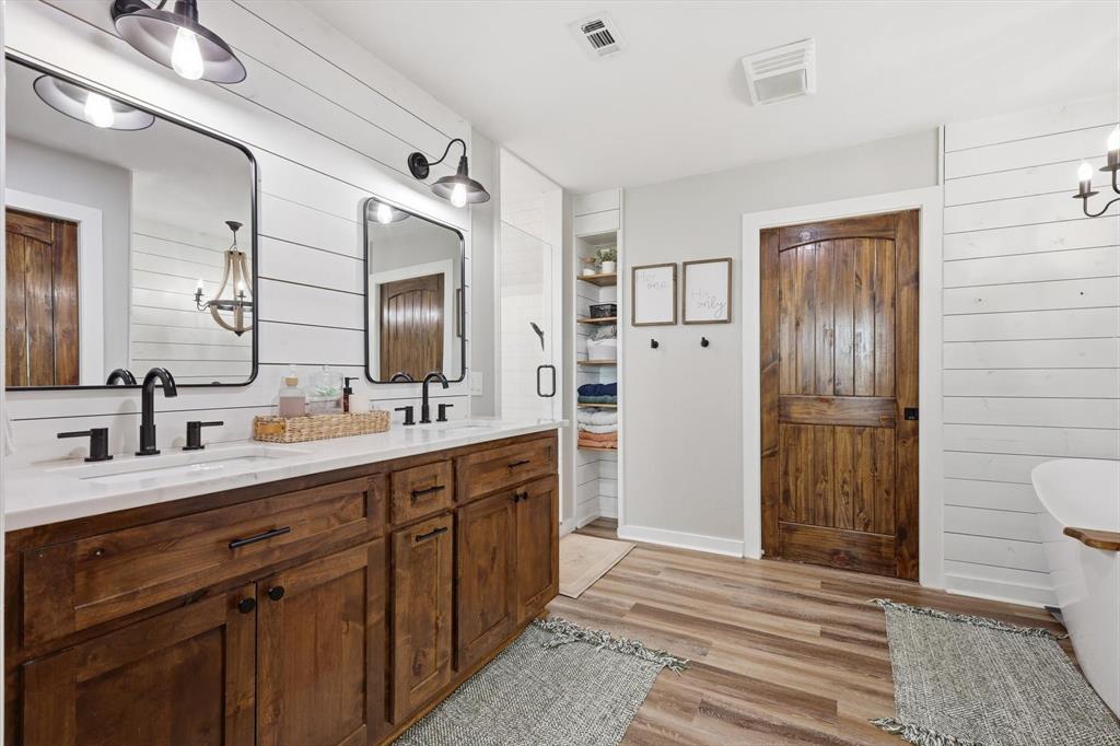 HARTFIELD - Residential