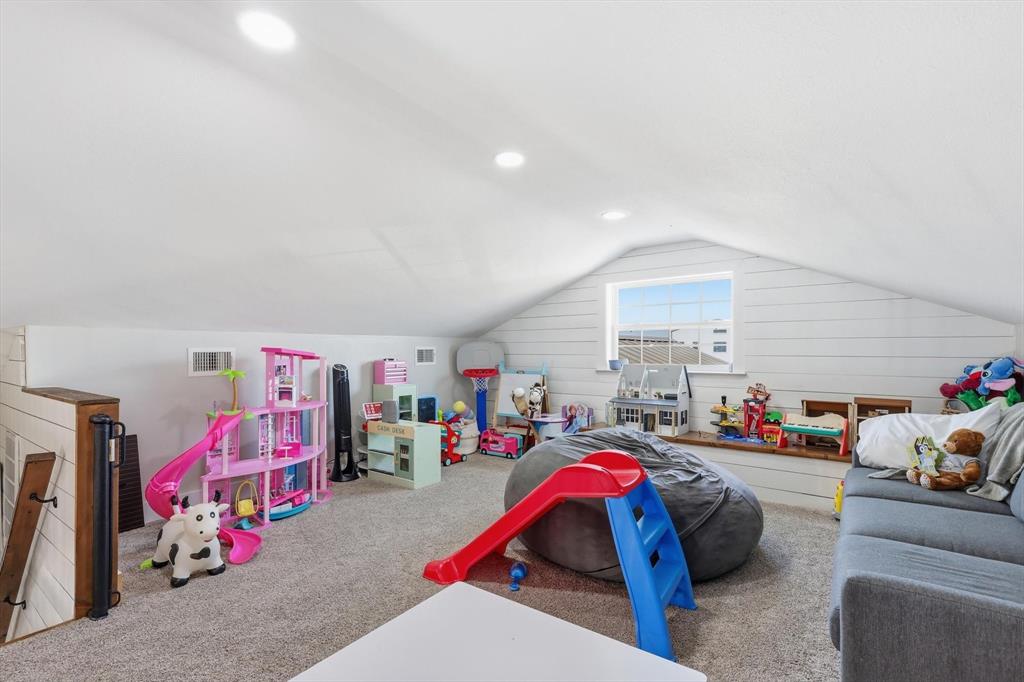 HARTFIELD - Residential