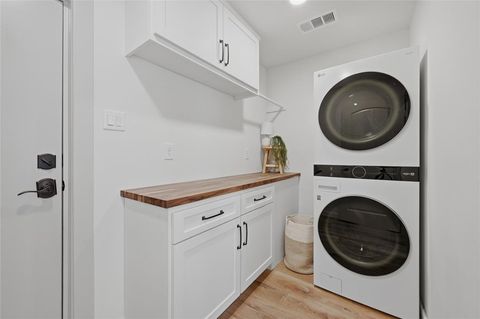 Tiny photo for 1234 Kiowa Drive W, Lake Kiowa, TX 76240 (MLS # 21187630)