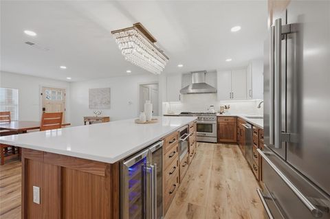 Tiny photo for 1234 Kiowa Drive W, Lake Kiowa, TX 76240 (MLS # 21187630)