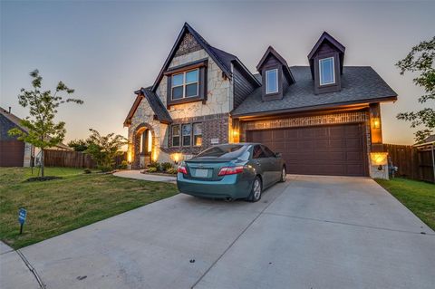Photo of 3149 Deer Lake Lane, Mesquite, TX 75181 (MLS # 21175387)