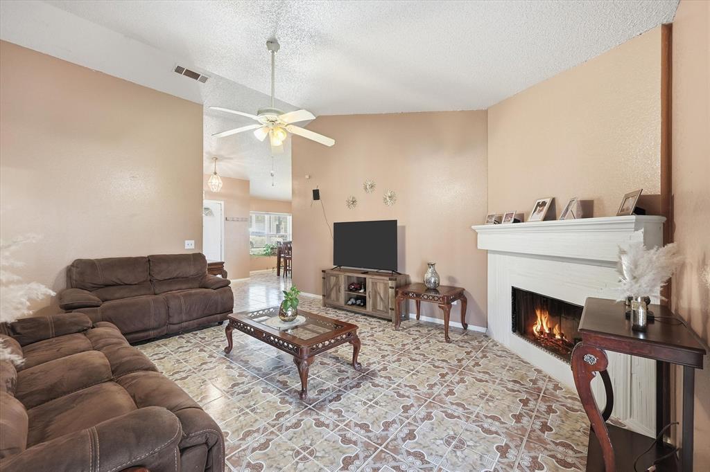 Heritage Square 04 Ph 02 - Residential