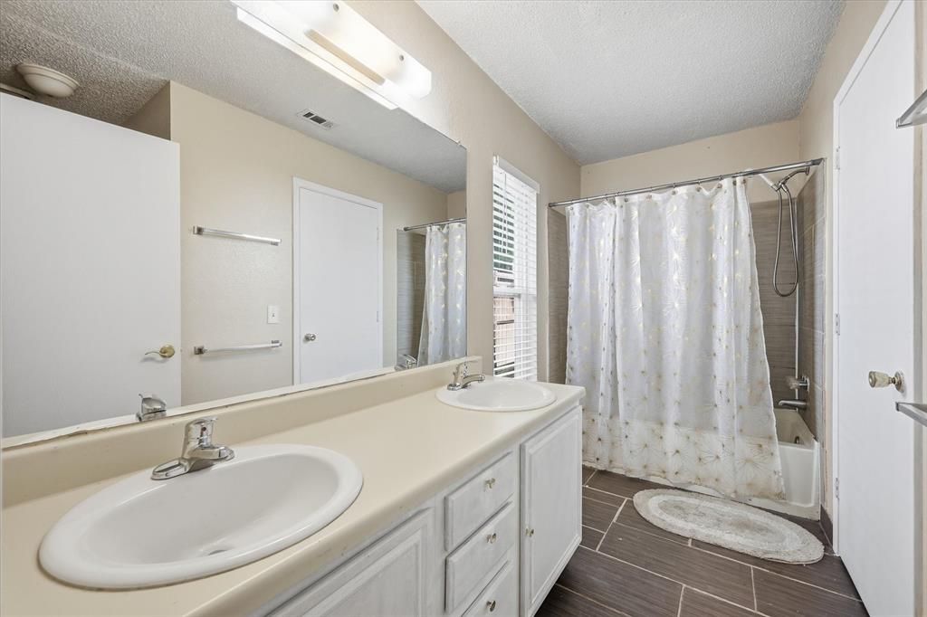 Heritage Square 04 Ph 02 - Residential