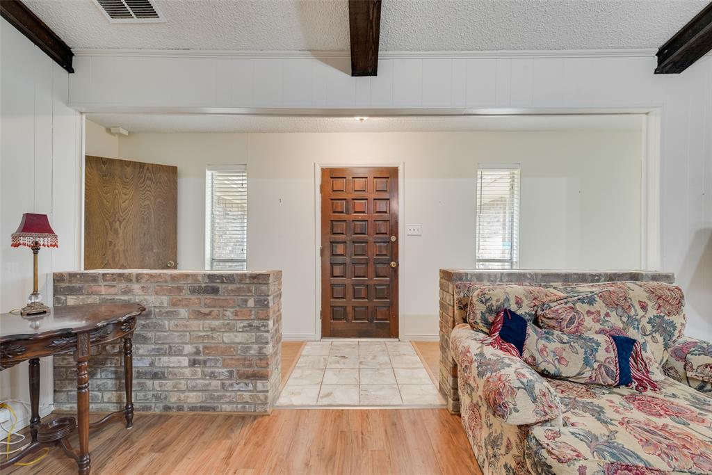 819 Granada Drive