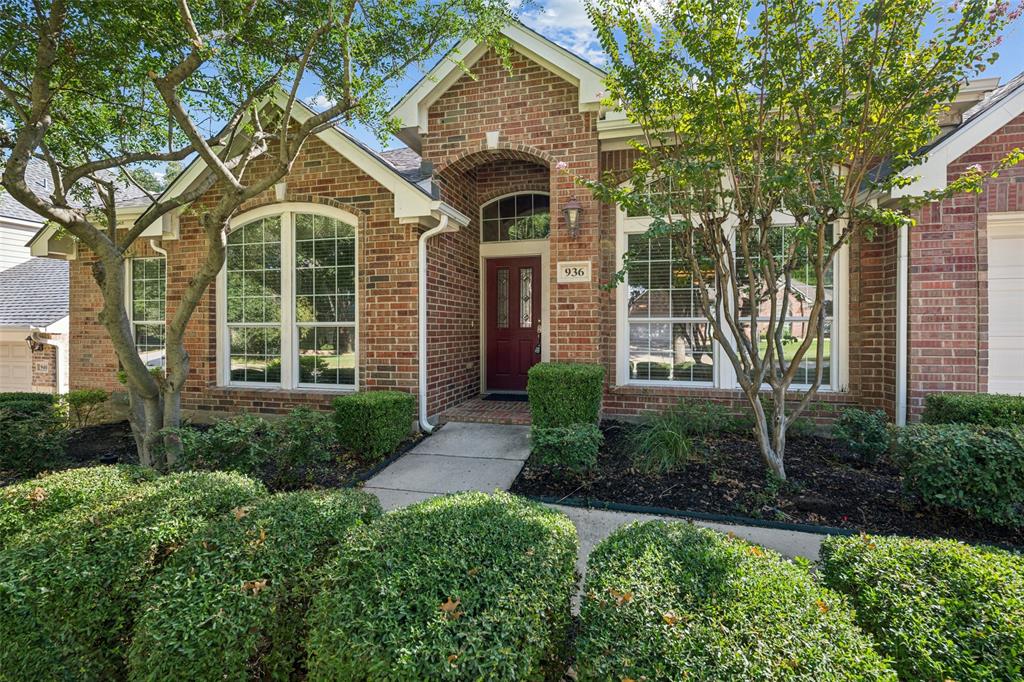 936 Water Oak Drive
