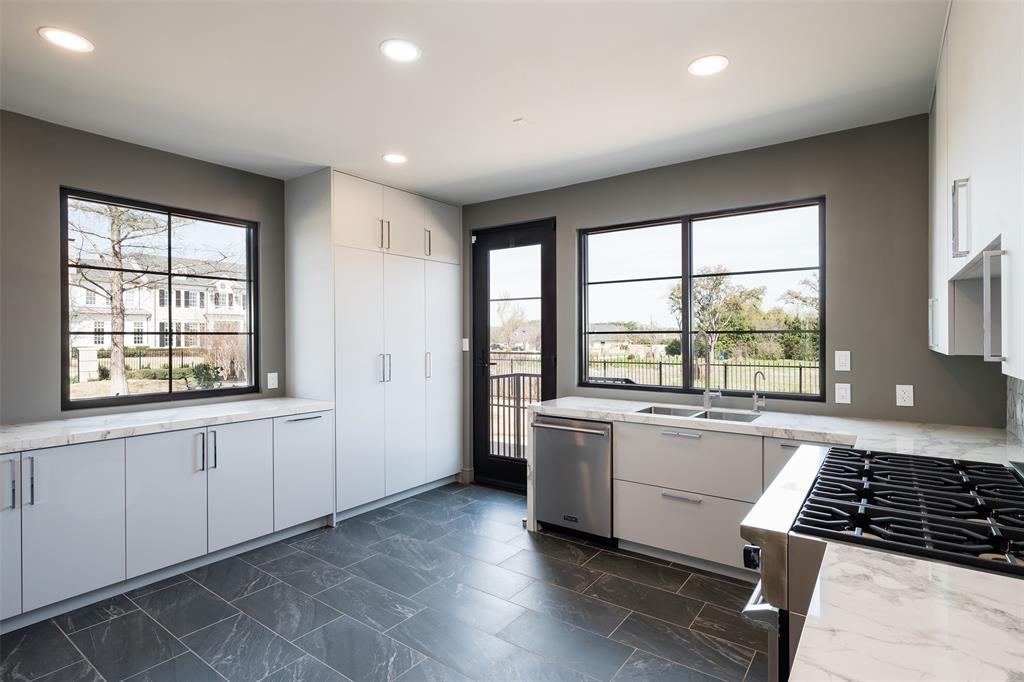 Roxbury Park Add - Residential