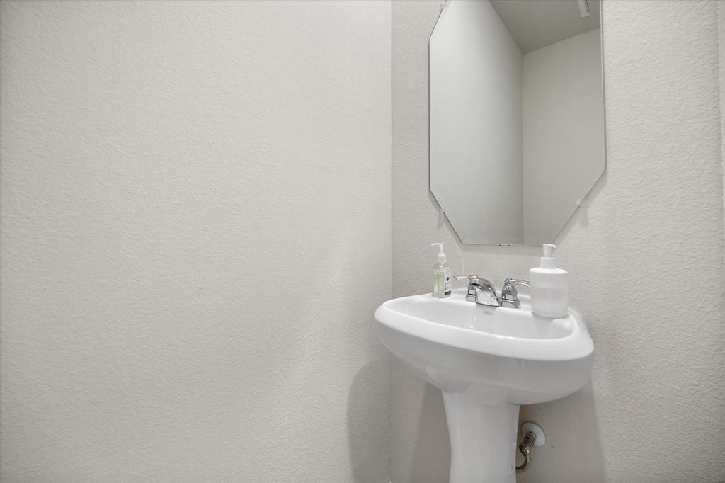 Orchard Vlg - Residential Lease