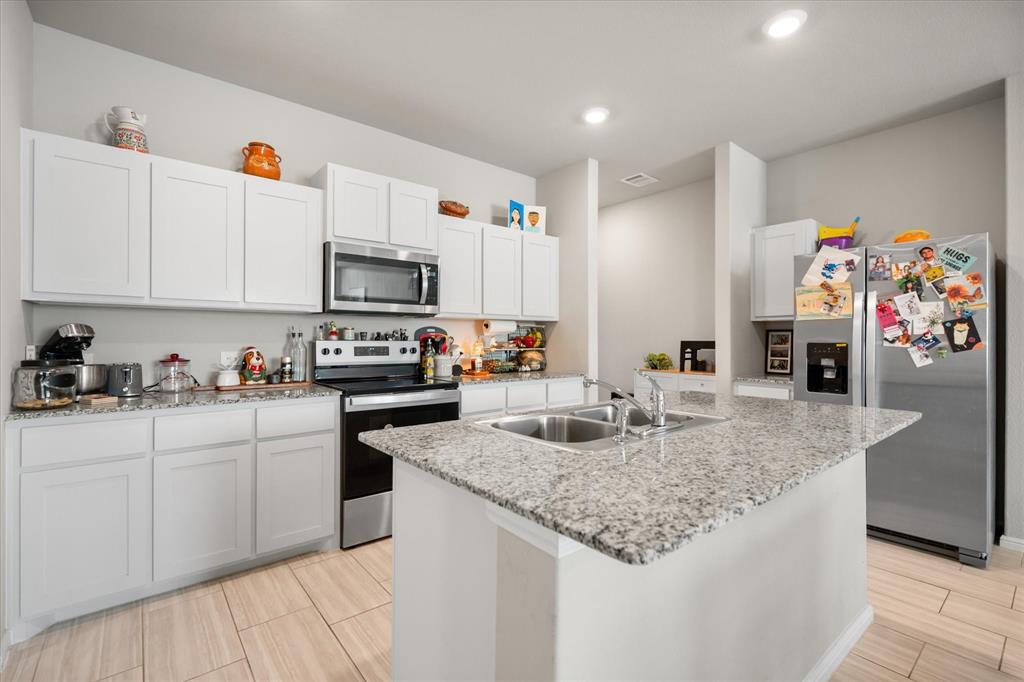 Orchard Vlg - Residential Lease