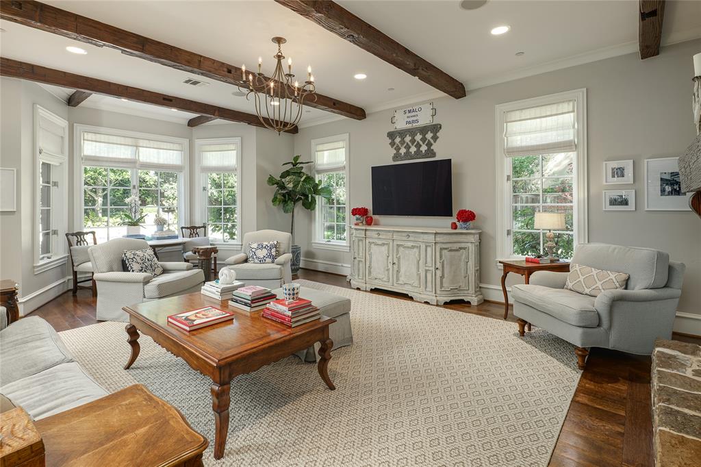 EL PARADO ADD - Residential