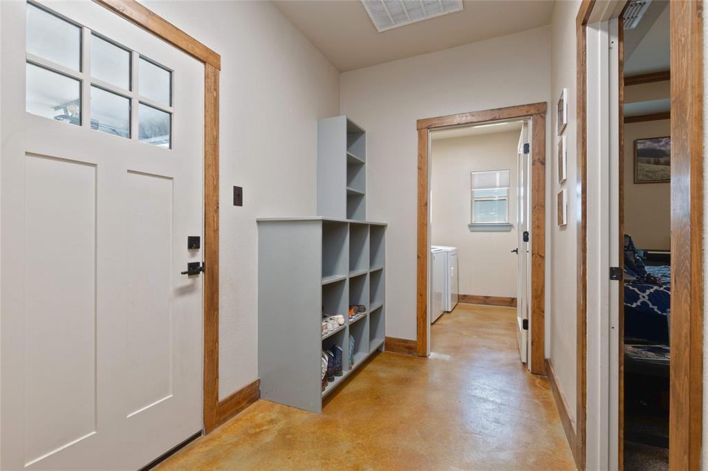 New Englander - Residential