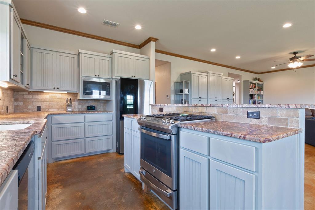 New Englander - Residential