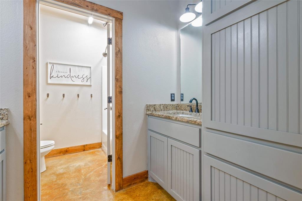 New Englander - Residential