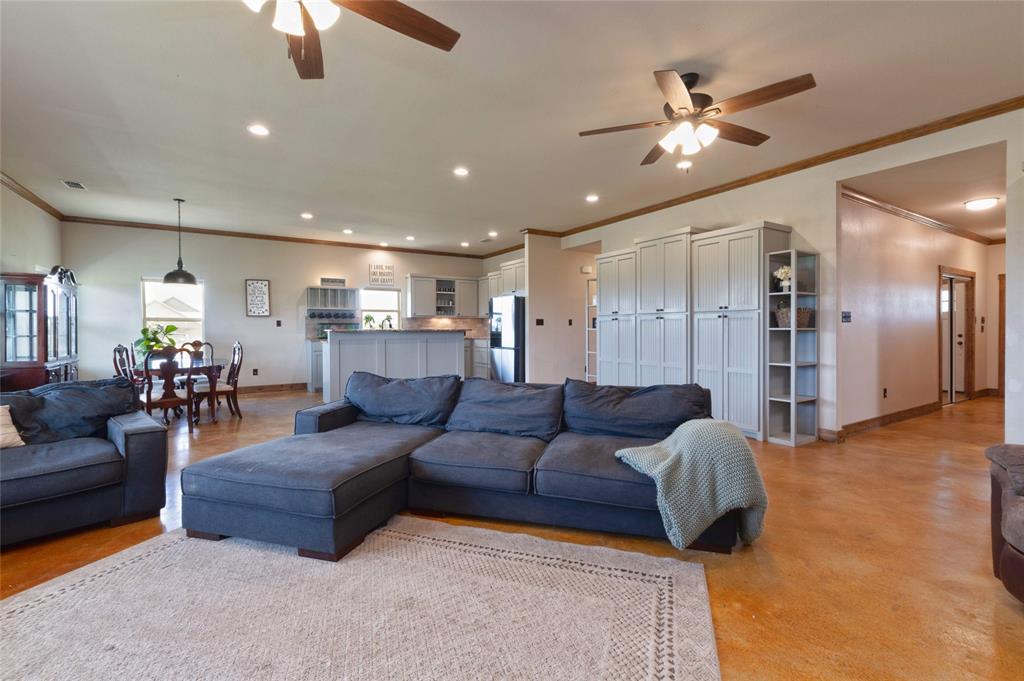 New Englander - Residential