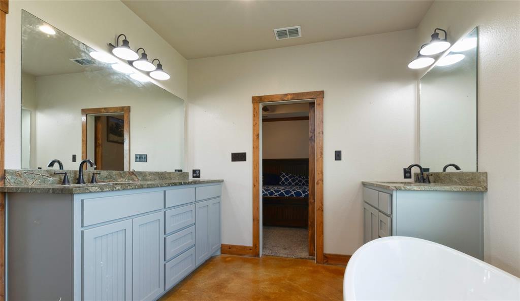 New Englander - Residential