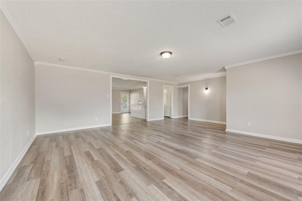 Photo of 417 Green Canyon Drive, Mesquite, TX 75150 (MLS # 21072380)