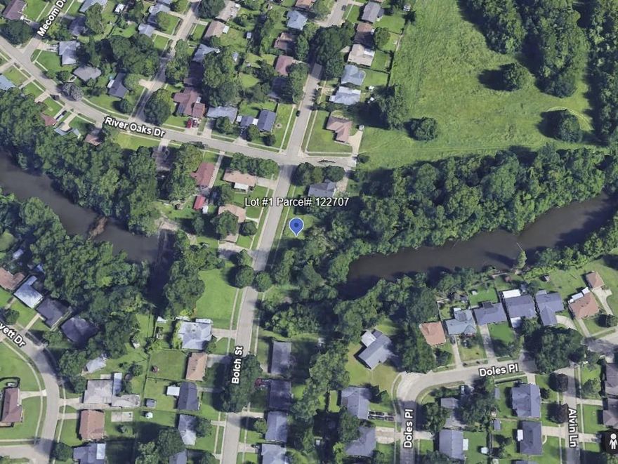 This is a vacant lot in Shreveport, in a quite neighborhood. Parcel #122707, Lot #1 . Corner vacant lot for sale.