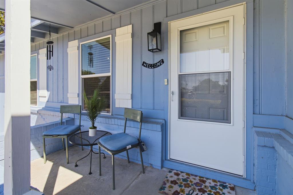 801 Connally Terrace