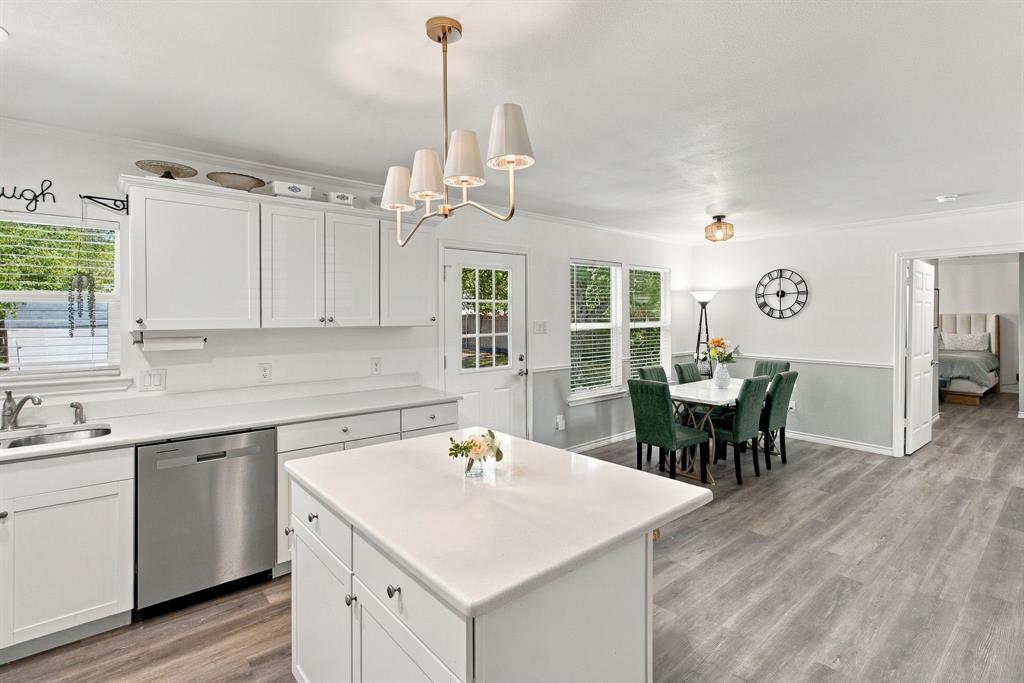 801 Connally Terrace